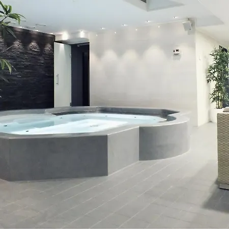 Fabrik Otel 3*
